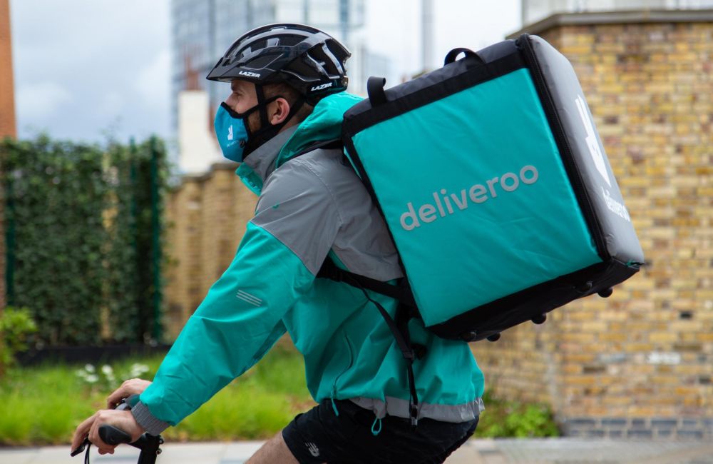 Deliveroo надеется на листинг акций до 8,8 миллиардов фунтов
