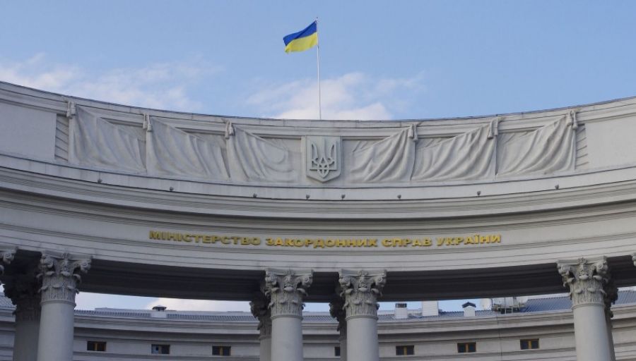 МИД Украины отреагировал на выдачу паспортов РФ жителям Запорожской и Херсонской областей