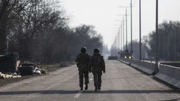 Корреспондент «Известий» Польшаков показал ход боев в пригороде Донецка