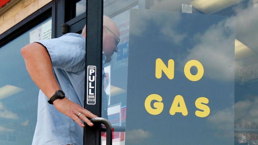 Сенатор Джош Хоули обвинил Джо Байдена в росте цен на газ в США