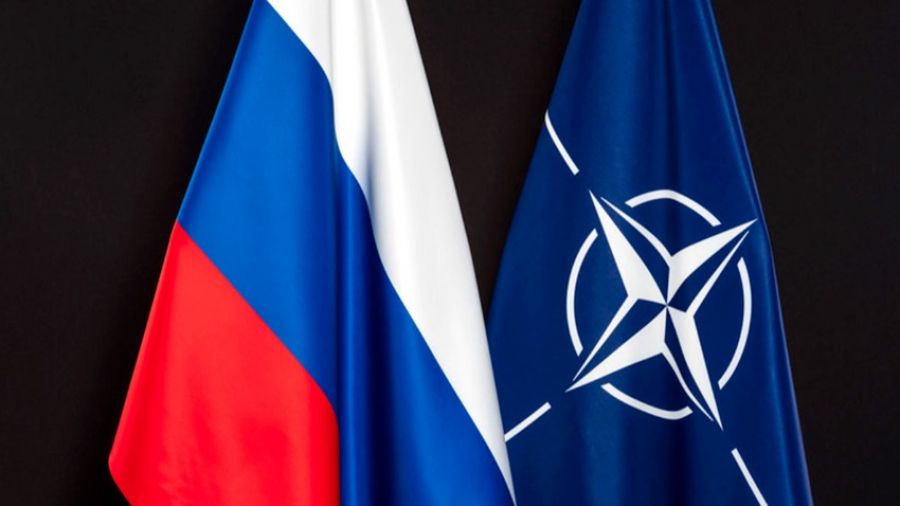 Правда.ру: политолог Александров призвал подготовить ядерное оружие на случай конфликта с НАТО