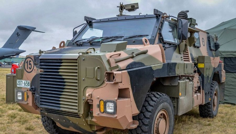 На Украине было зафиксировано уничтожение первого бронеавтомобиля Bushmaster