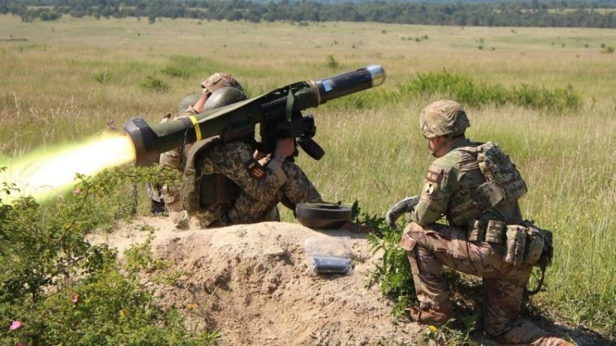 Советник Байдена: России не удастся прервать военные поставки США на Украину