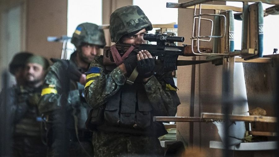 Украинские националисты используют школы в качестве опорных пунктов и огневых точек