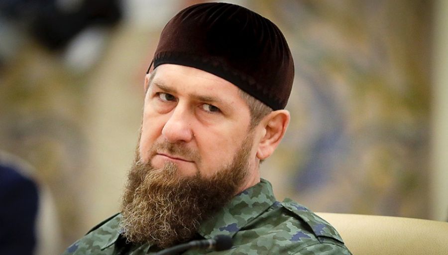 Кадыров опубликовал видео уличных боев в Донбассе