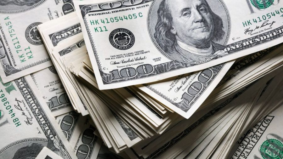 Курс доллара «подскочил» почти на 3 рубля