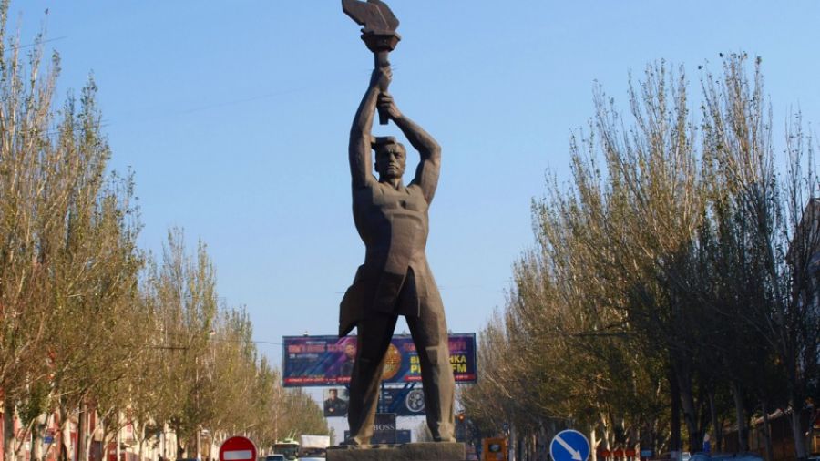 Луганск вновь обретёт своё историческое название на 9 мая