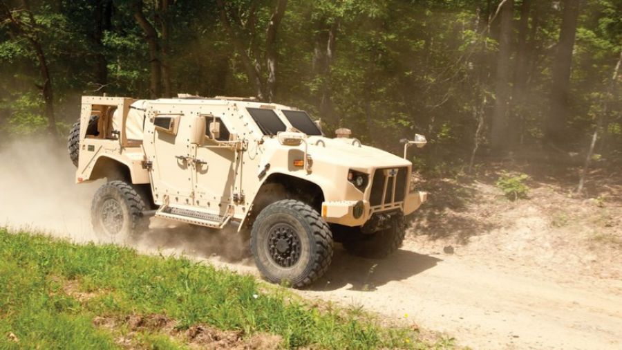 ЧВК «Вагнер» захватили американский броневик Humvee в Артемовске