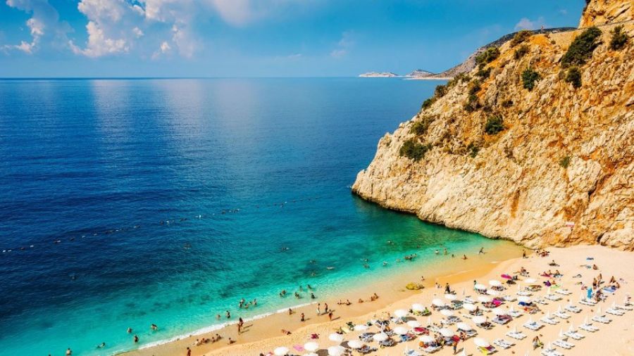 Российские туристы выбирают самостоятельные путешествия в 2023 году