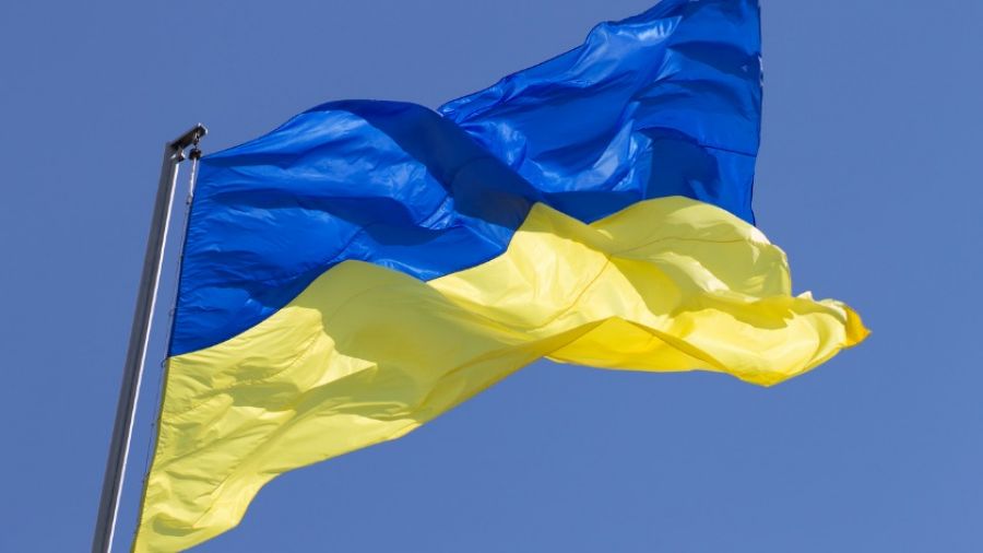 Выходка жены и внучки Джо Байдена с флагом Украины взбесила американцев