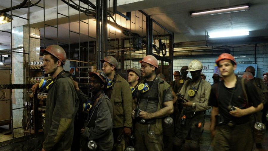 В ДНР подняли на поверхность всех горняков из обесточенной шахты