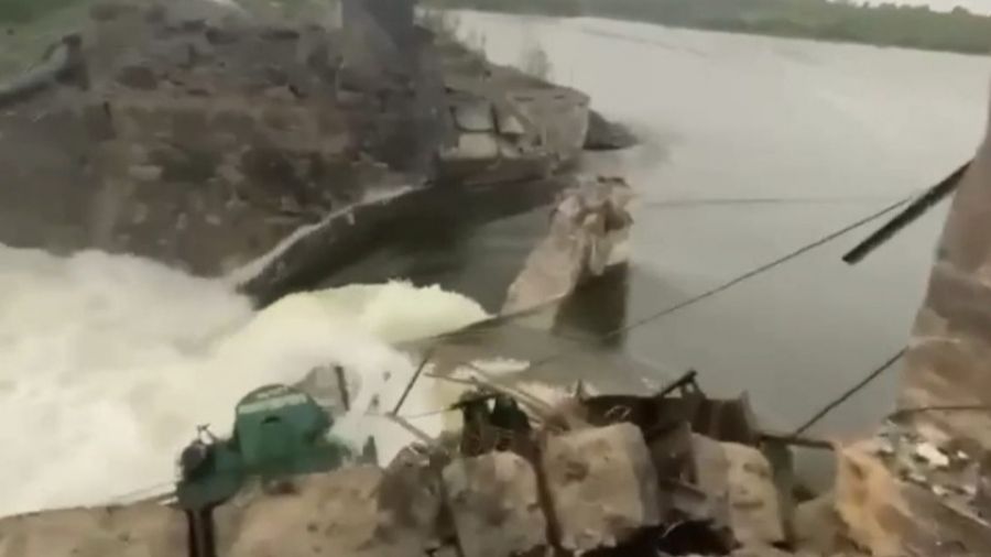 МК: в подрыве плотины Карловского водохранилища заподозрили Украину