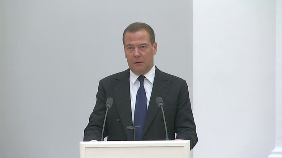 Дмитрий Медведев предрек утрату лидерства Германии в Европе
