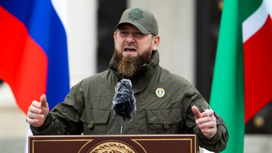 МК: Глава Чечни Кадыров отправил в зону СВО одно из боеспособных подразделений Росгвардии