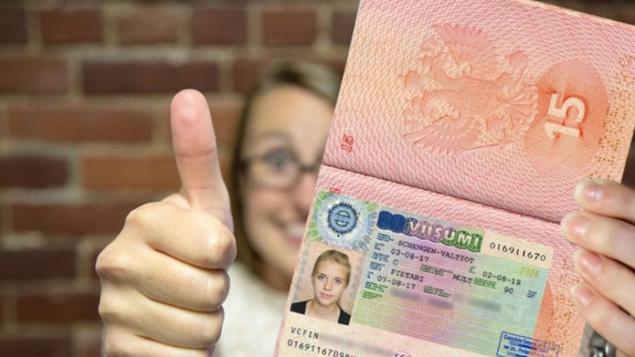 "Lenta": Туроператоры РФ проинформировали, как увеличить шанс на получение шенгенской визы