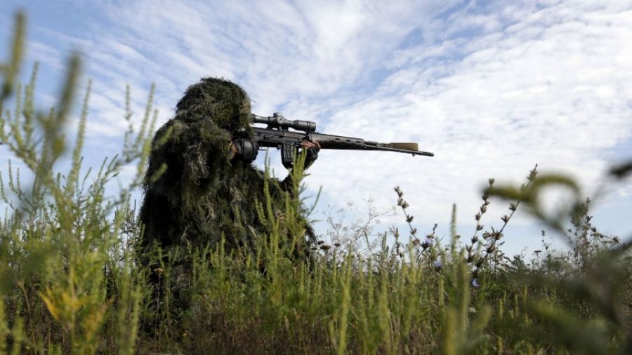 РВ: Бойцы ВС РФ ликвидировали двоих снайперов ВСУ в Артемовске