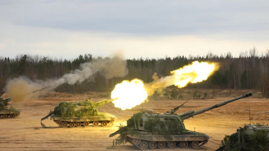 РВ: Войска ВС России ведут мощный огонь по ВС Украины после обстрелов Белгородской области