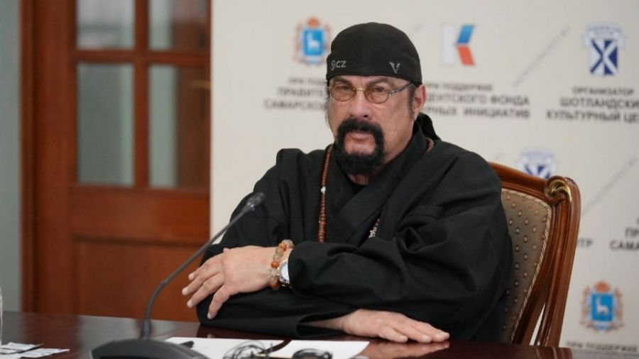 Актер Стивен Сигал заявил, что шокирован словами украинцев, "что у них нет нацистов"