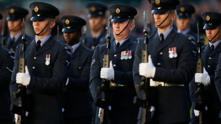 «МК»: Военачальник ВВС Британии раскритиковал план правительства по подготовке военных пилотов ВСУ