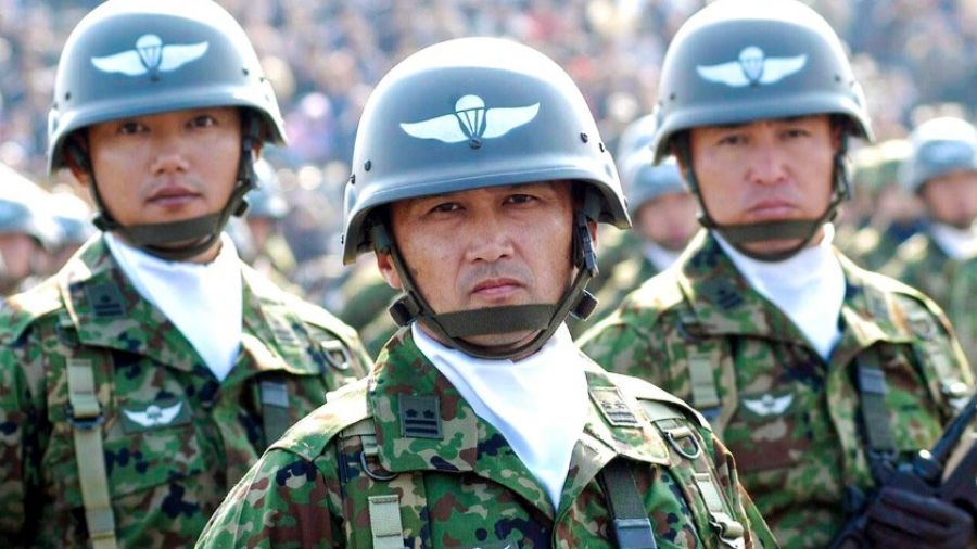"Ъ": Токио принимает масштабные планы военного строительства до 2027 года