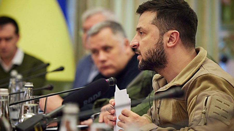 Экс-аналитик ЦРУ Макговерн: Зеленский пытается скрыть правду о тяжелом состоянии Залужного