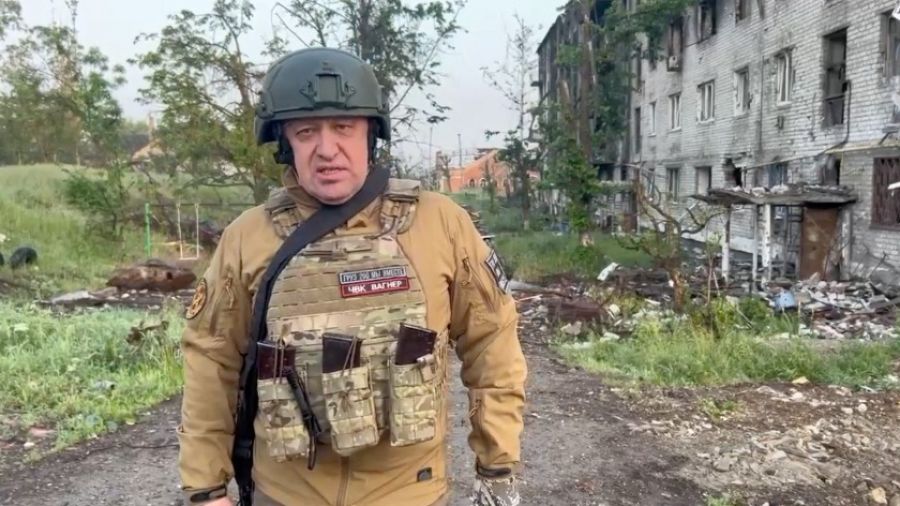 Глава ЧВК "Вагнер" Пригожин показал видео с завода шампанских вин в спасенном Артёмовске