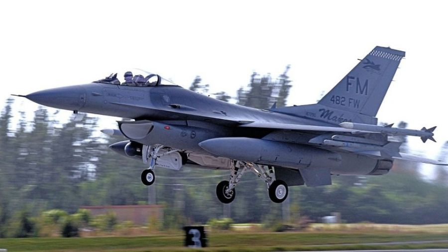 В МИД РФ высказались по поводу намерения Запада поставить Киеву F-16