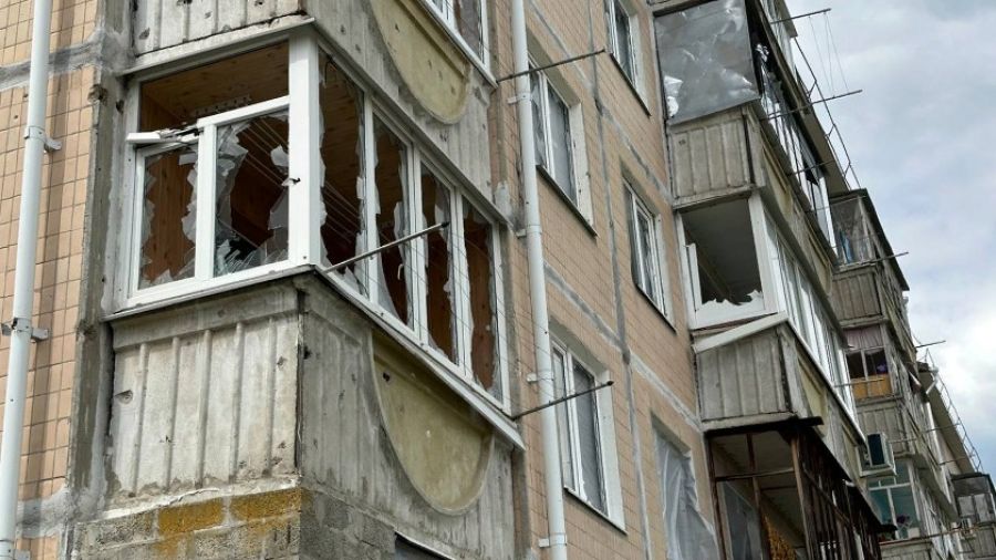 Гладков: восемь многоквартирных домов повреждены из-за обстрелов ВСУ в Шебекино