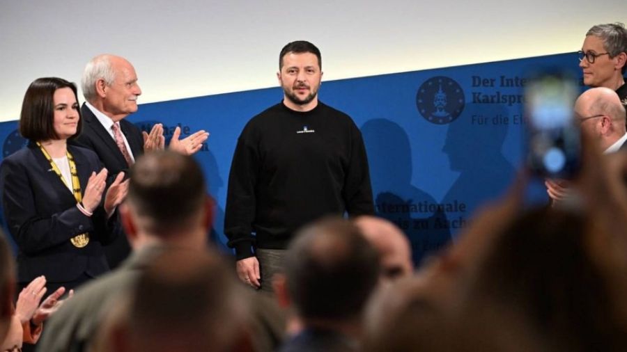 Пользователи соцсетей жестко раскритиковали выступление Зеленского в немецком Ахене