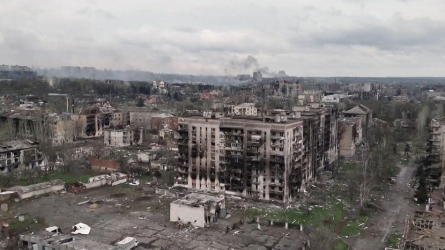 RT: Зеленский на встрече с Байденом признал, что украинские военные потеряли Артёмовск