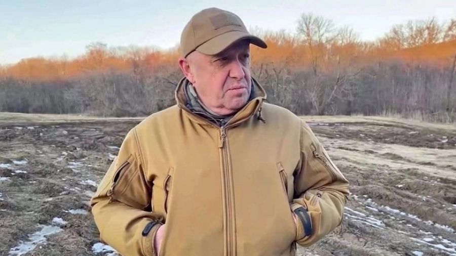 МК: Евгений Пригожин проинформировал о поездке в Соледар ДНР и показал руины завода «Кнауф»