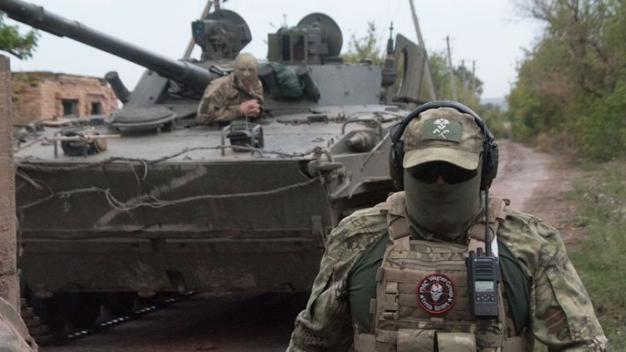 После массированного удара ЧВК «Вагнер» российскую атаку у Хромово отражать было некому