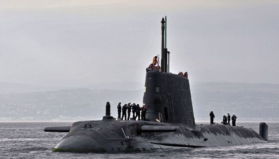 DE: ВМС США у берегов Британии отслеживают подводные лодки и надводные корабли ВМФ РФ