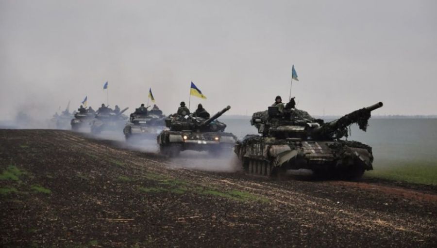 ВО: Американские тяжёлая техника ВС Украины показана в непролазной украинской грязи