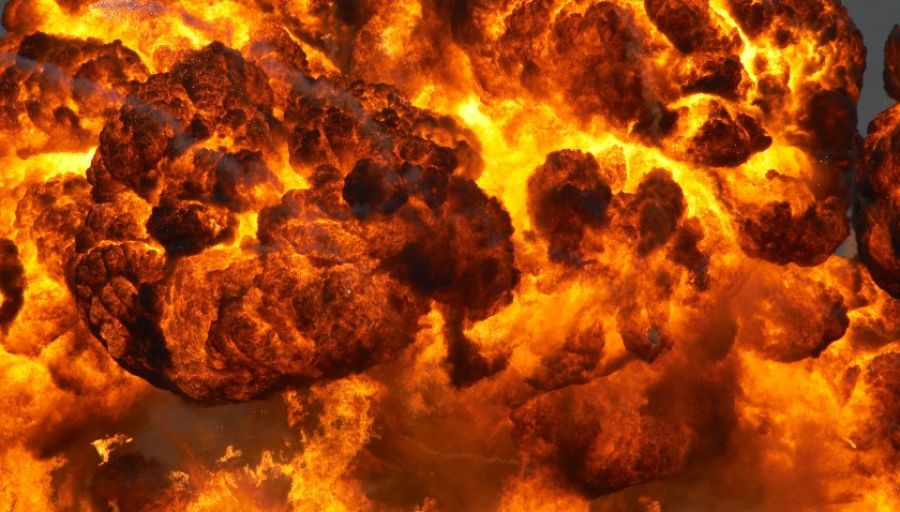 ВС России нанесли удар по объекту ВС Украины в Херсоне, предположительно поражен склад ГСМ