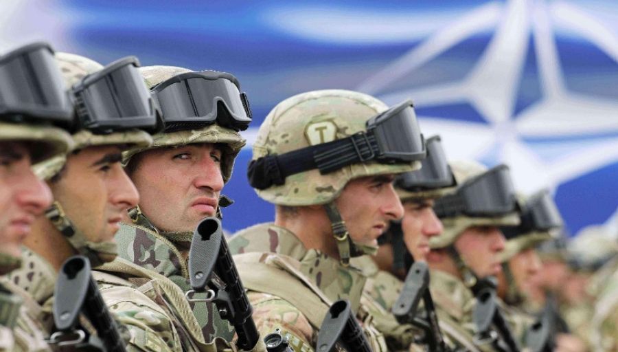 Евросоюз усиливает обороноспособность и рассматривает новую стратегию отношений с Россией