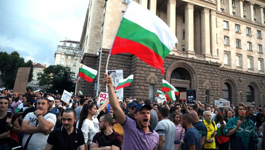 RusVesna: Болгары вышли на протесты против поставок оружия Украине