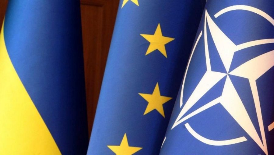 ВО: Страны ЕС и НАТО в ближайшем будущем не примут Украины ни в одну из этих организаций  