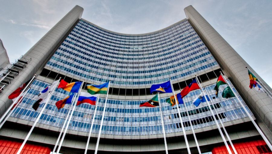 СП: Политолог Корнилов оценил, чем грозит РФ резолюция Совета управляющих МАГАТЭ