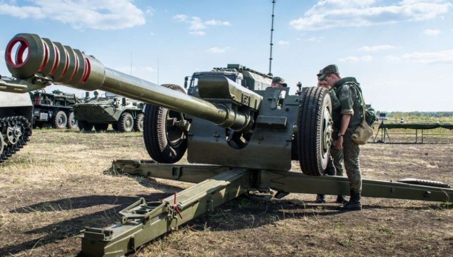 РВ: артиллерийский расчет Д-30 ДНР уничтожил склад боеприпасов ВСУ под Лисичанском