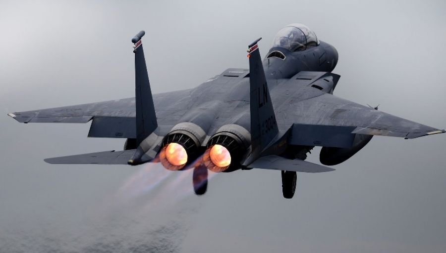 Боевая авиация США летит в сторону Ирана после сведений о неизбежных атаках на Эр-Рияд