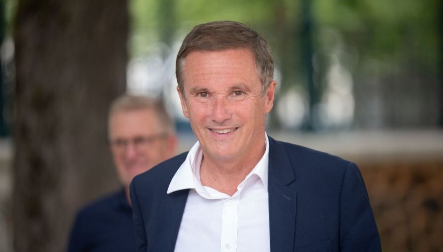 Экс-кандидат в президенты Франции уверен, что Парижу надо прекратить поставки оружия Киеву