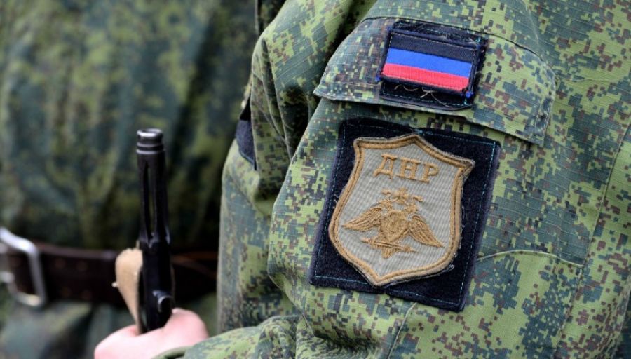 При виде машины 100-й бригады, бойцы ВСУ пытаются сдаться до момента своего уничтожения