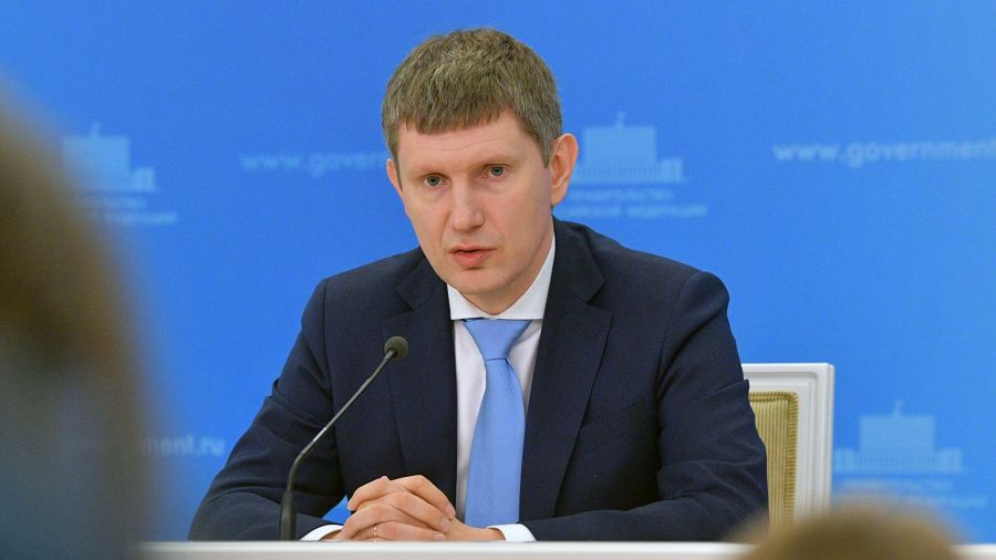 Глава Минэкономразвития Решетников заявил о росте средней зарплаты в РФ до 56 тысяч рублей