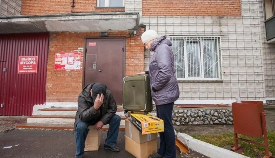 Экономист Делягин: локдаун может вызвать массовое выселение россиян из квартир