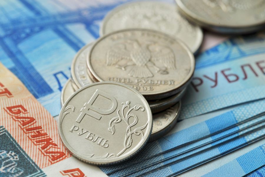 Аналитик Васильев сделал прогноз курса рубля к доллару и евро на следующей неделе