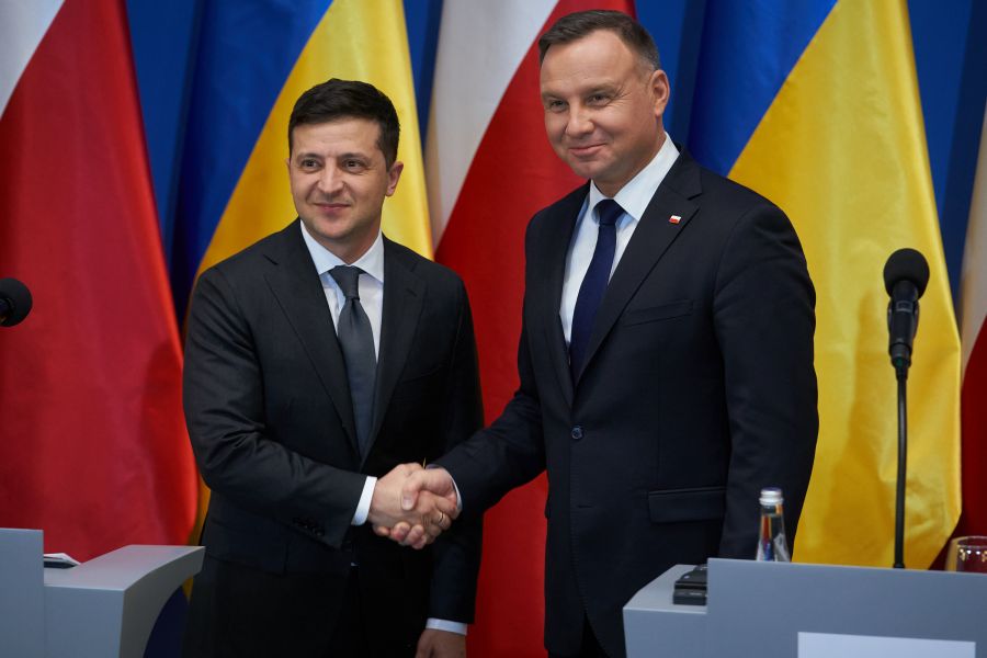«Шантаж продолжается»: Украина и Польша уверены, что «Северный поток – 2» - манипуляция РФ