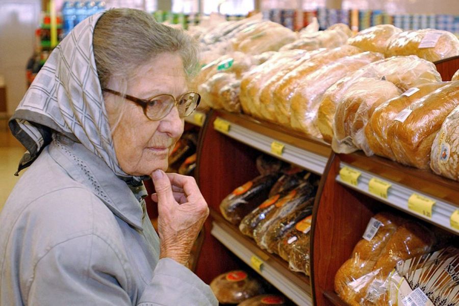 Нилов: покупательская способность российских пенсионеров снижается из-за высокой инфляции