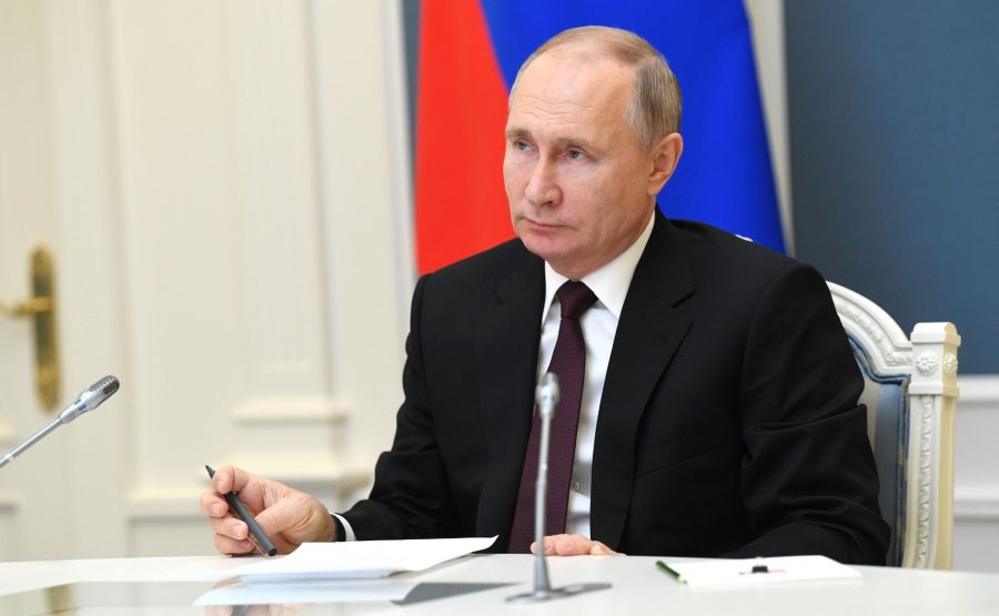 Владимир Путин потребовал резкого увеличения выплат для россиян