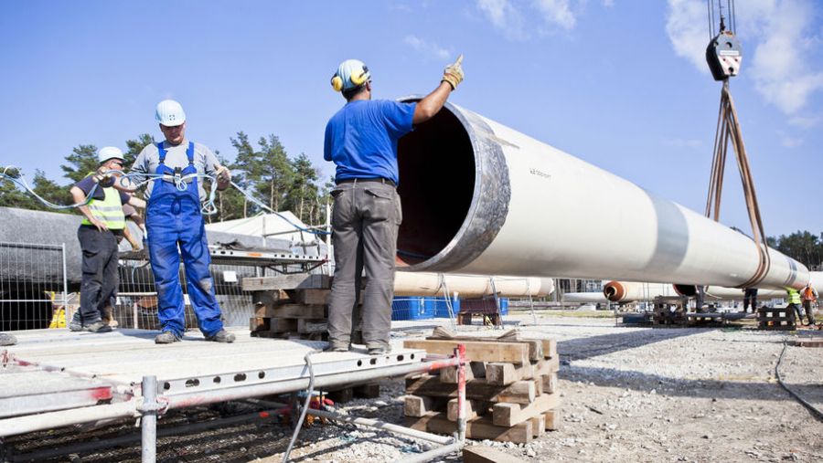 Акции «Газпрома» упали на 2,55% после заявления ФРГ о приостановке сертификации «СП-2»